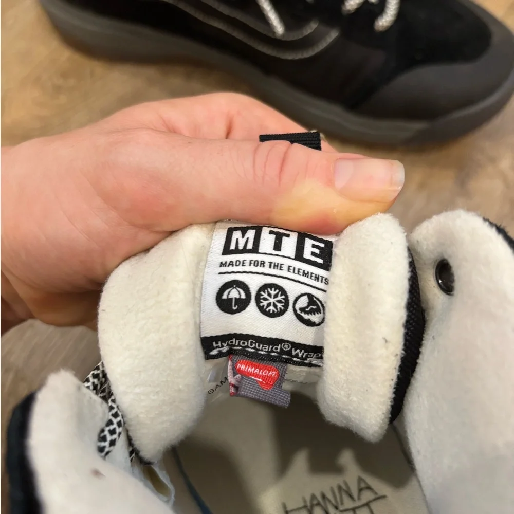 Vans Black High-Top Sneakers - Picture 6 of 6